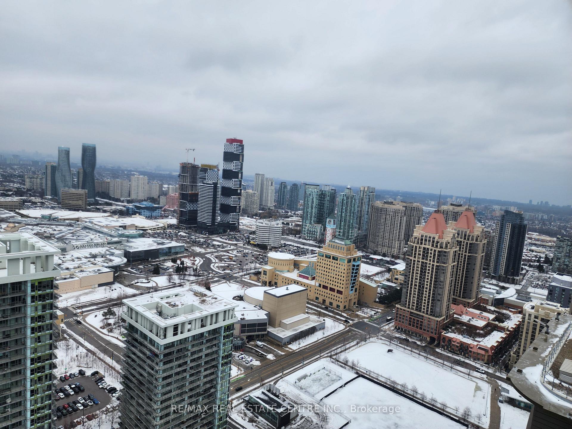 Photo 23 of Unit 4305, 395 Square One Drive, Mississauga, City Centre — HOMEH