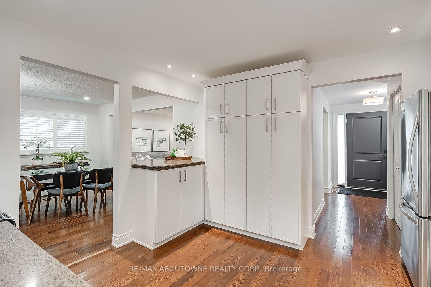 Photo 14 of 173 Arichat Road, Oakville, Ford — HOMEH