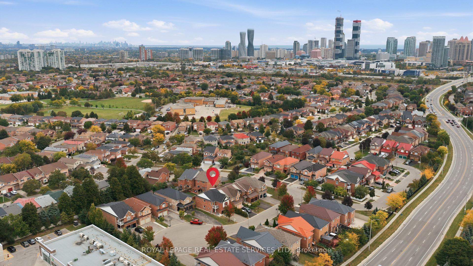 Photo 1 of 4615 Jethro Court, Mississauga, Hurontario — HOMEH