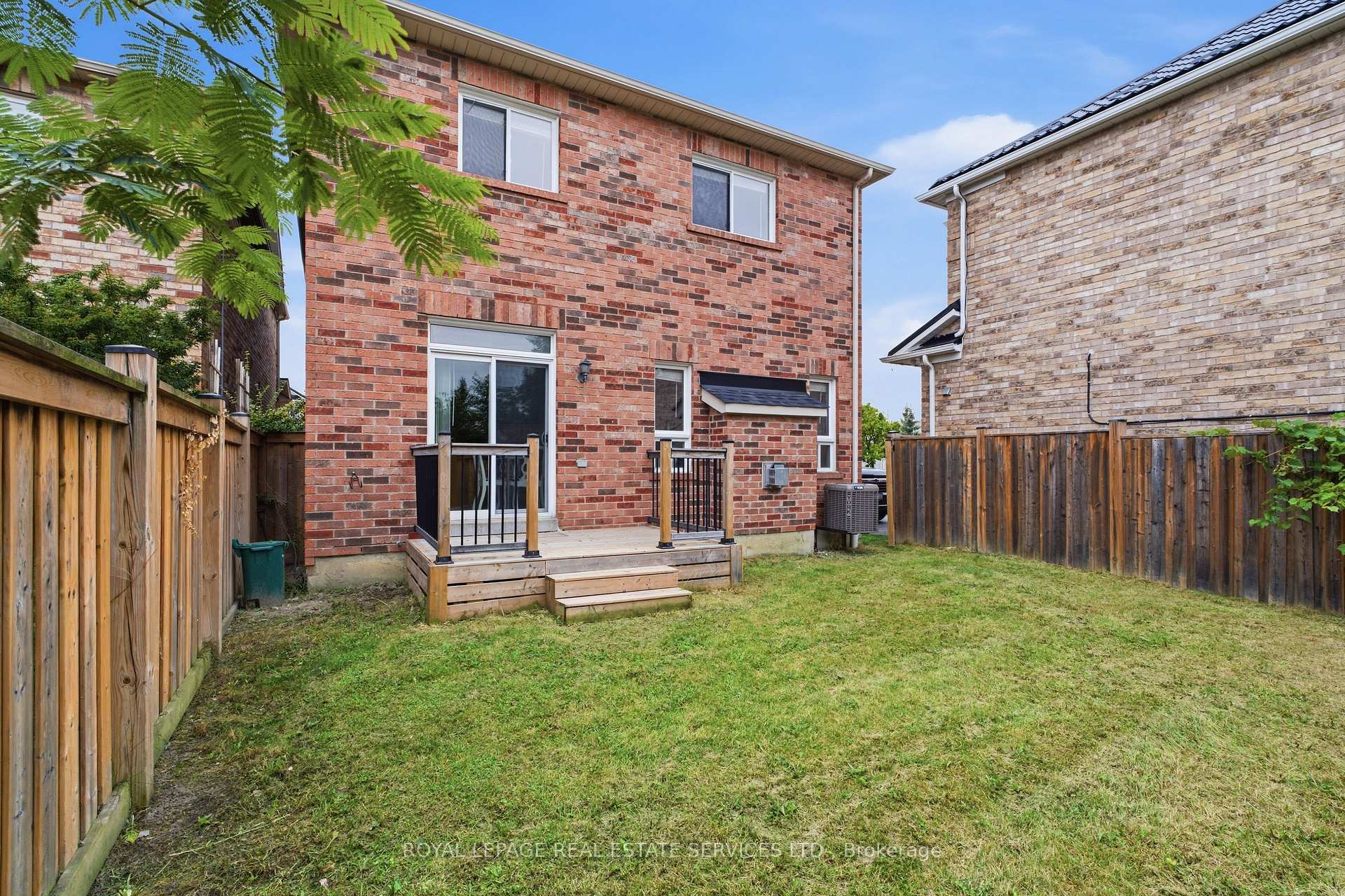 Photo 10 of 4615 Jethro Court, Mississauga, Hurontario — HOMEH