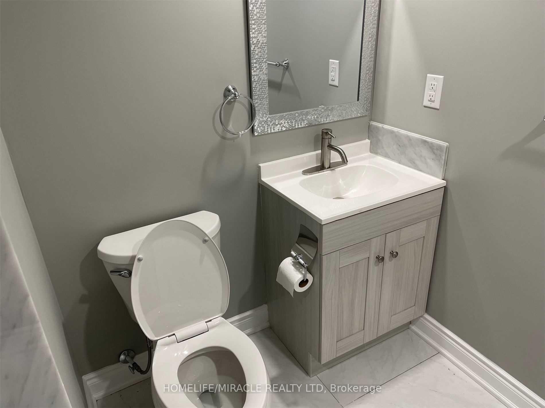 Photo 23 of Unit #bsmt, 64 Gainsborough Road, Hamilton, Riverdale — HOMEH