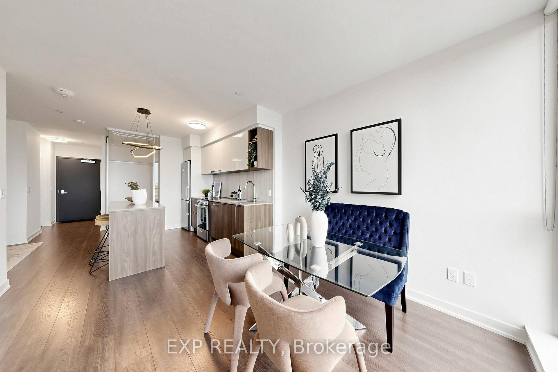 Photo 3 of Unit 611, 31 Tippett Road, North York, Clanton Park — HOMEH