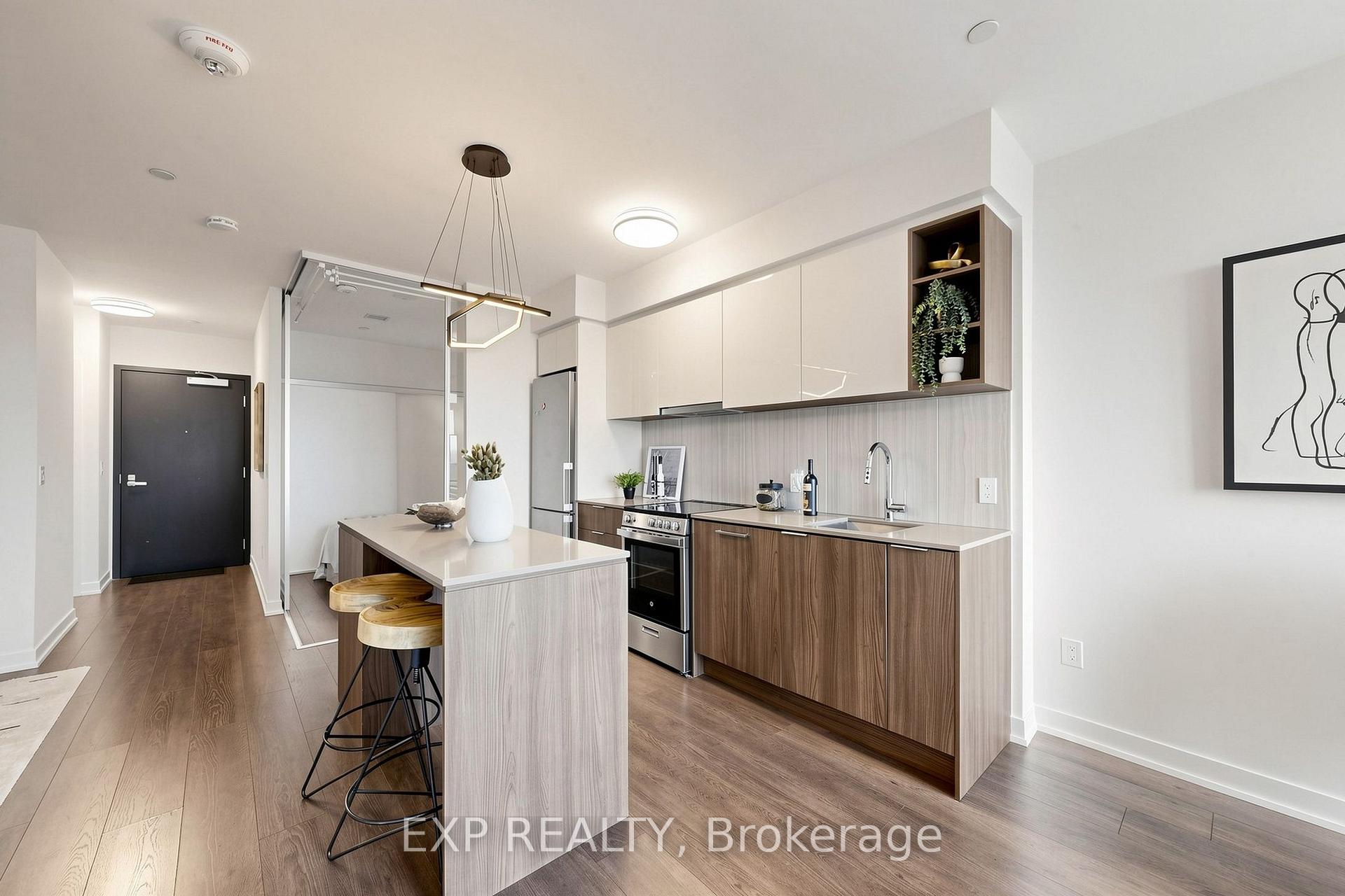 Photo 11 of Unit 611, 31 Tippett Road, North York, Clanton Park — HOMEH