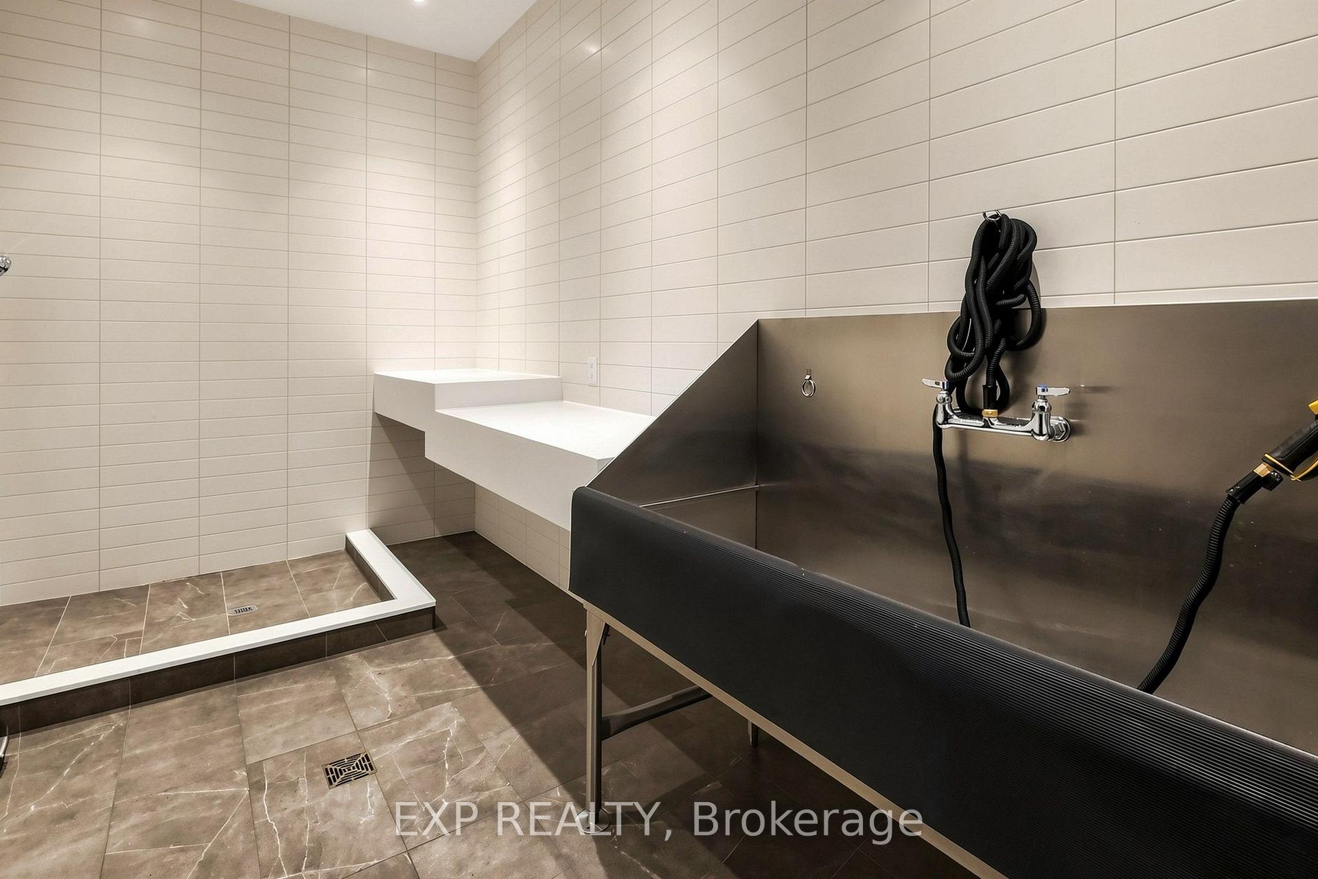 Photo 33 of Unit 611, 31 Tippett Road, North York, Clanton Park — HOMEH