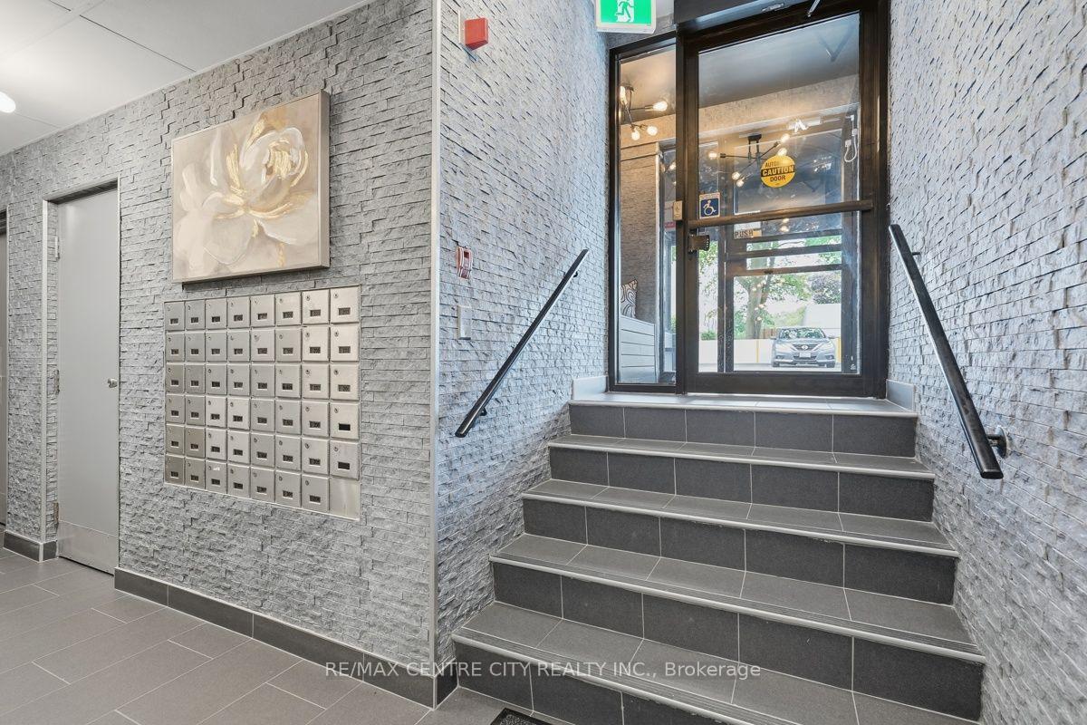 Photo 4 of Unit 605, 440 Central Avenue, London, East F — HOMEH