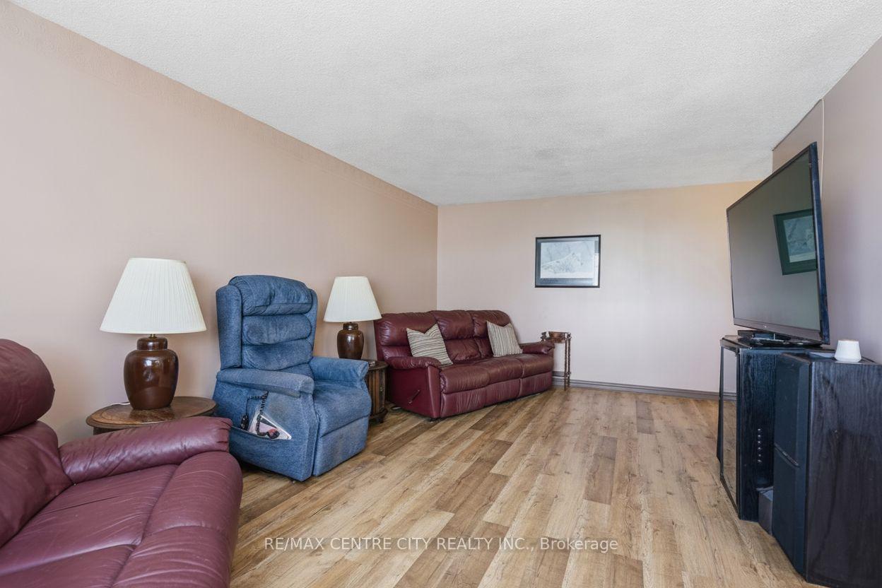 Photo 11 of Unit 605, 440 Central Avenue, London, East F — HOMEH