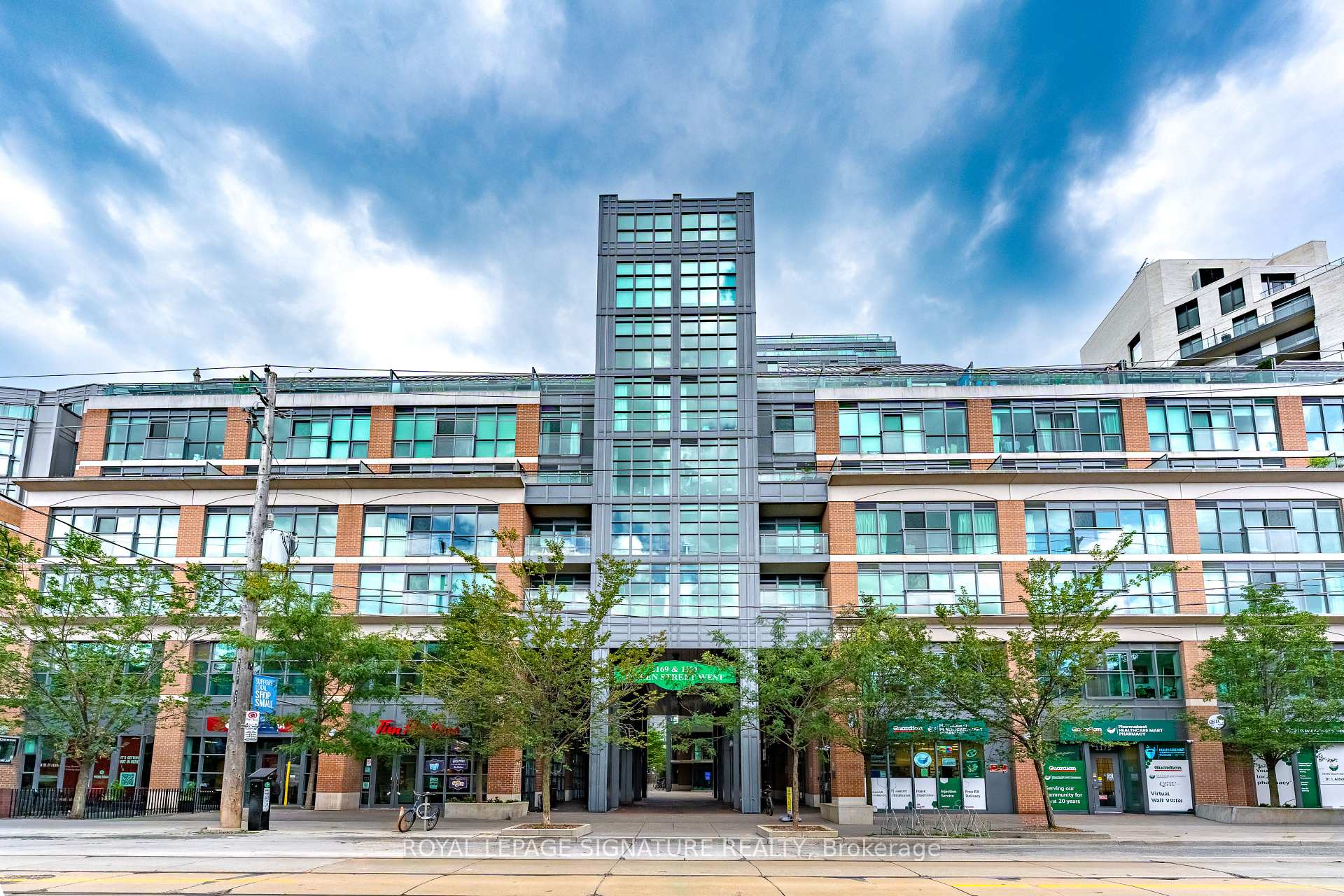 Front of Unit 328, 1169 Queen Street W