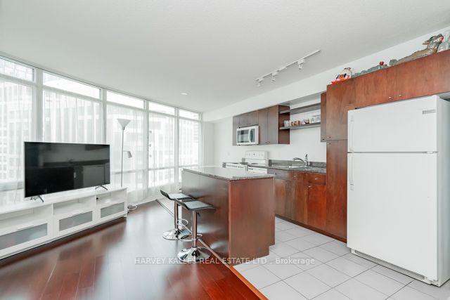 Photo 17 of Unit 1510, 361 Front Street W, Toronto, Waterfront Communities — HOMEH