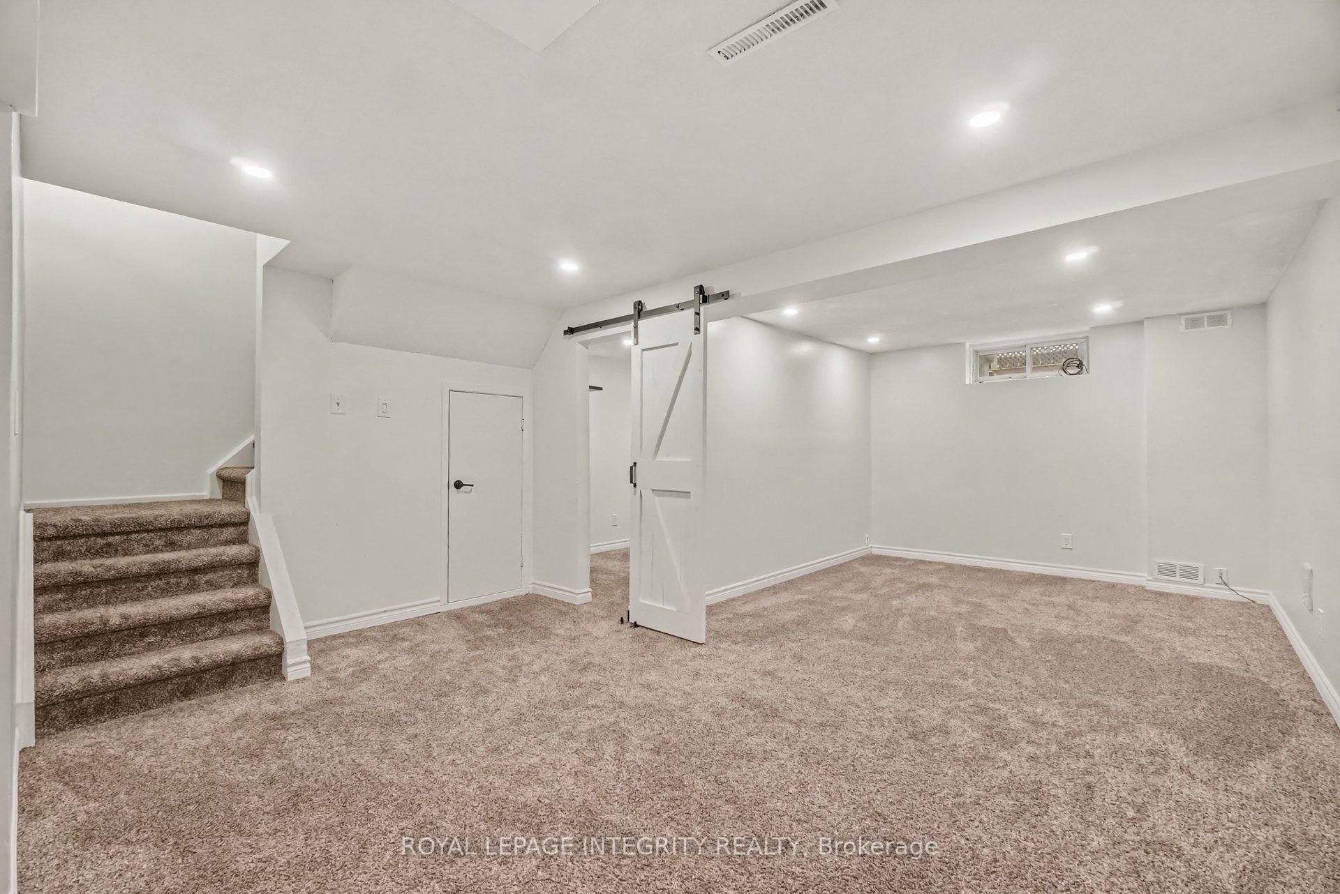 Photo 29 of Unit C, 33 Woodfield Drive, Ottawa, Merivale Industrial Park — HOMEH