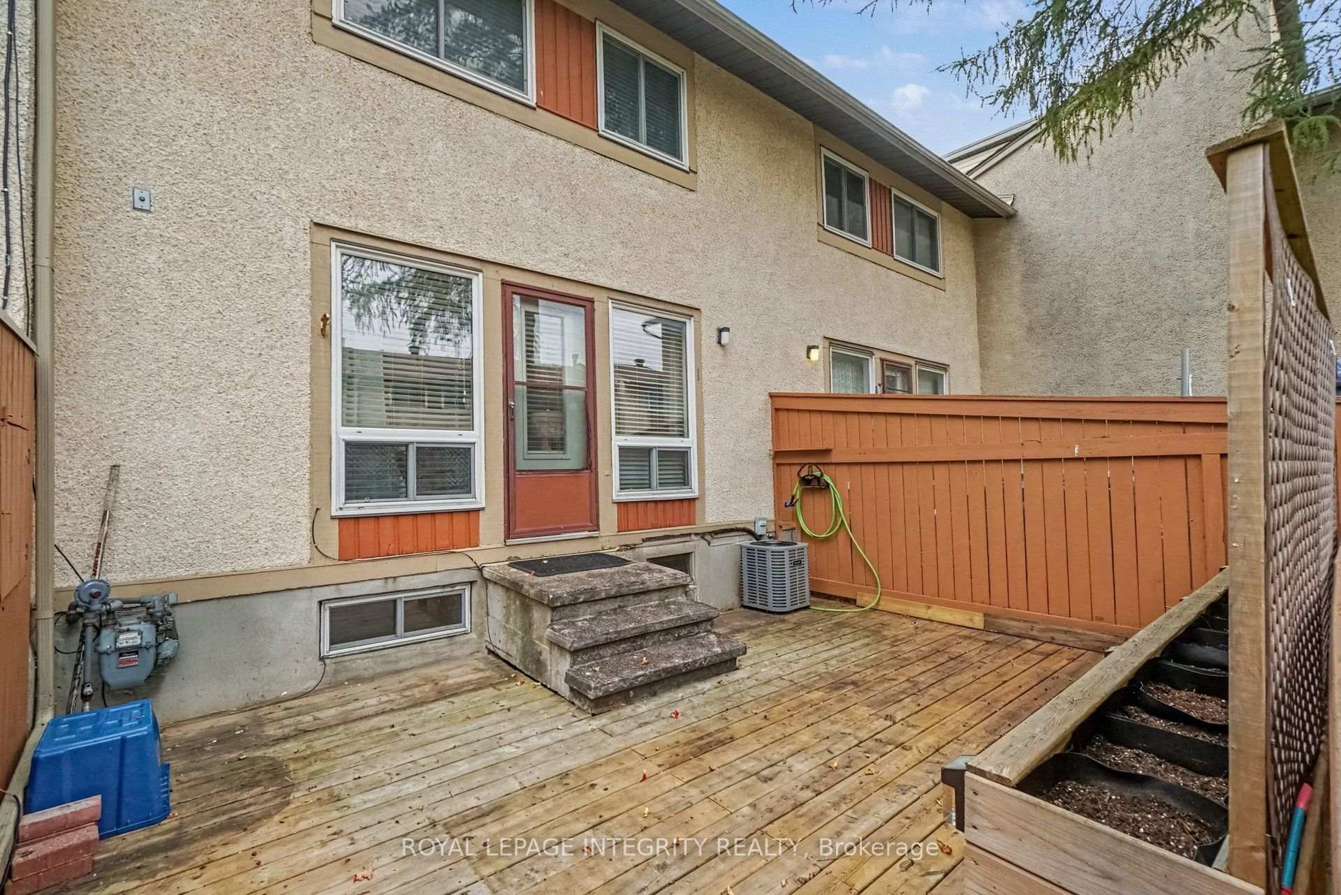 Photo 33 of Unit C, 33 Woodfield Drive, Ottawa, Merivale Industrial Park — HOMEH