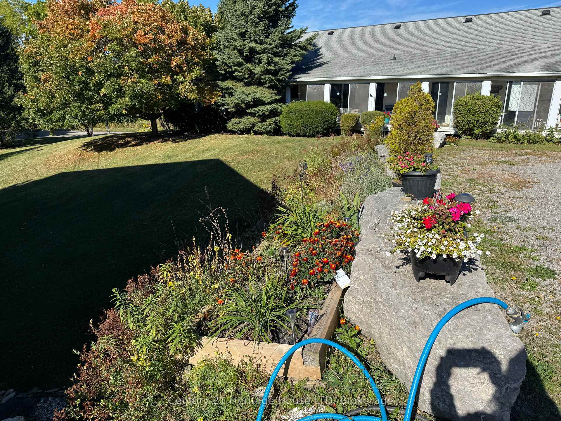Photo 1 of Unit 1, 1022 Ridge Road, Fort Erie, Ridgeway — HOMEH