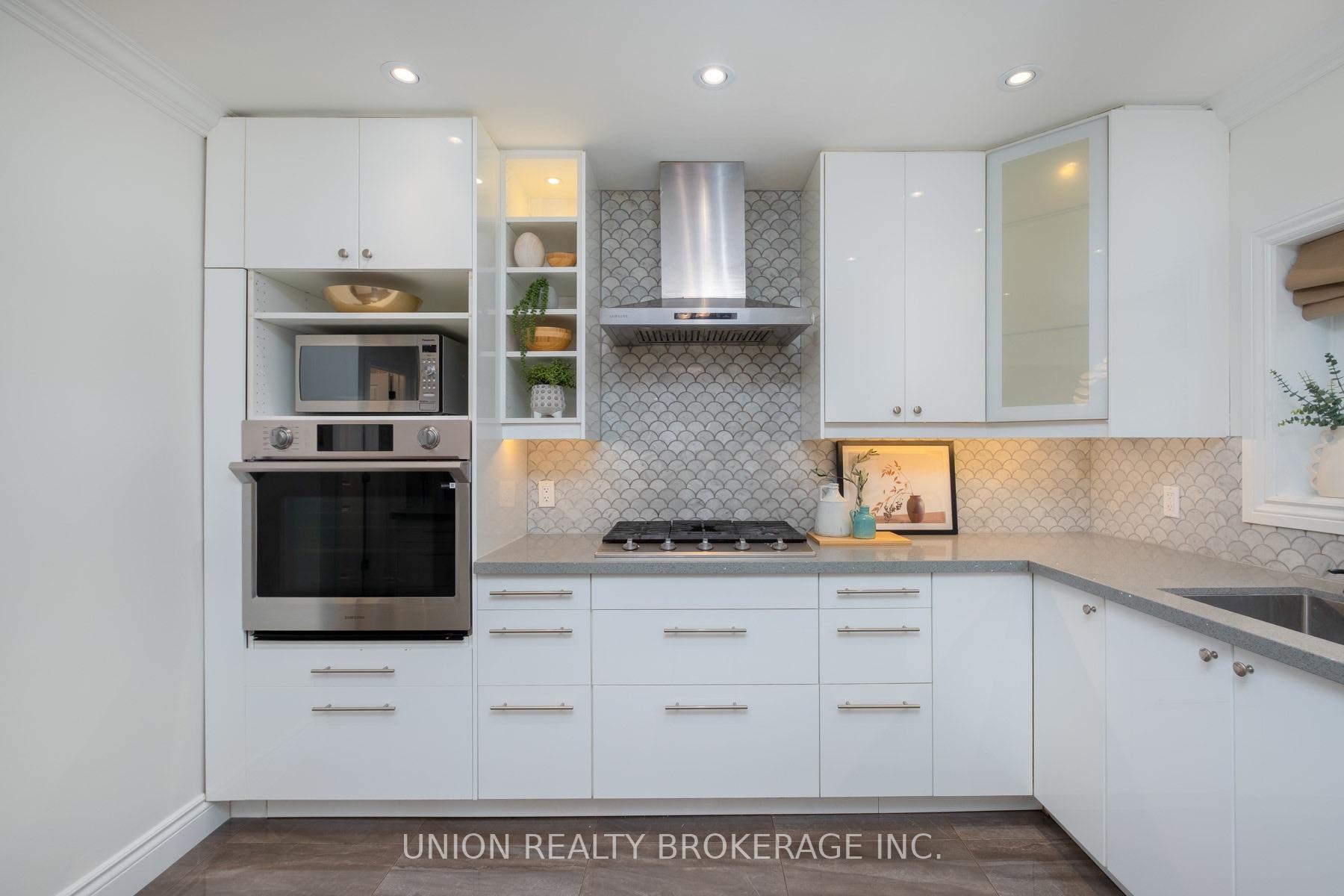 Photo 5 of 65 Adanac Drive, Scarborough, Cliffcrest — HOMEH