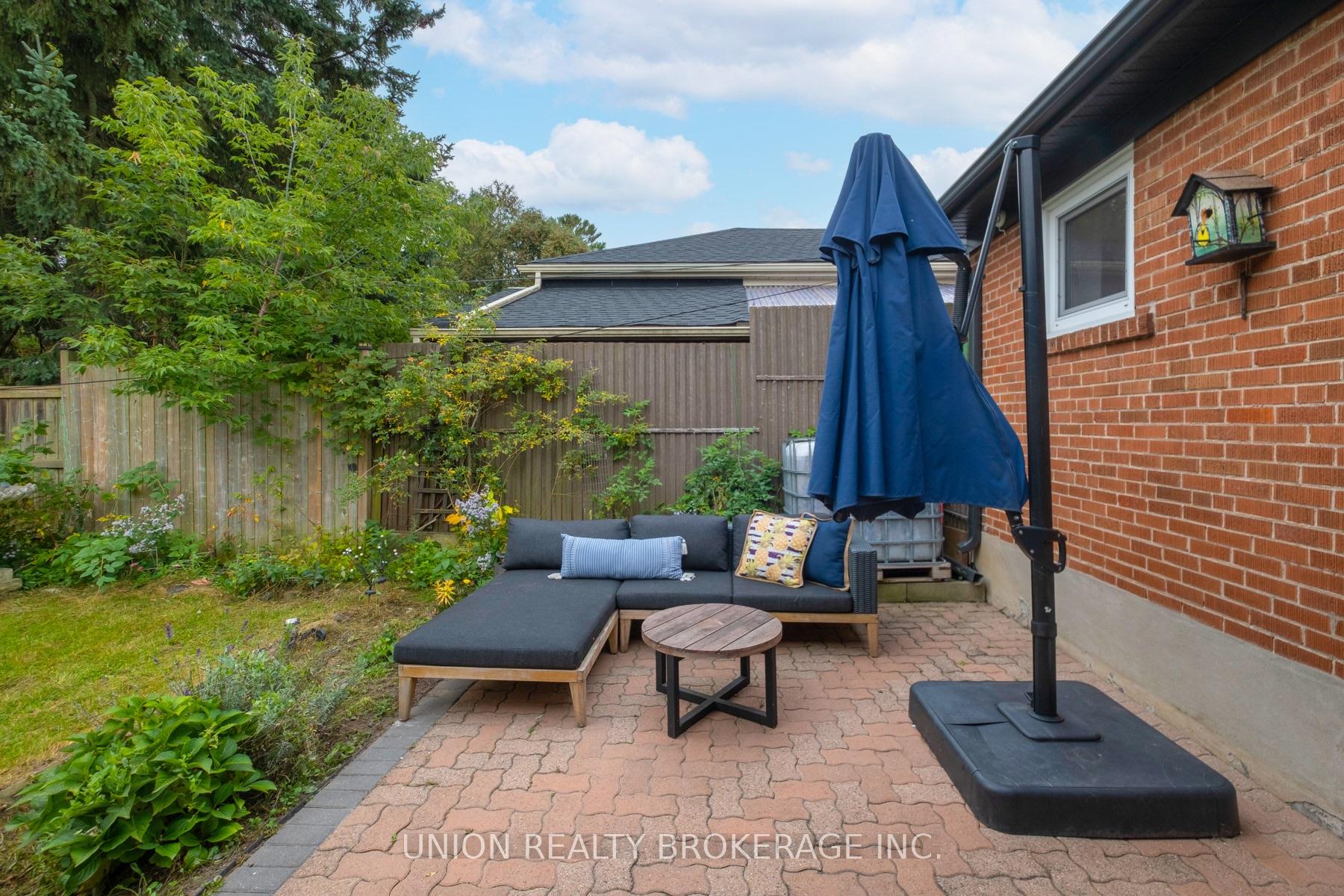 Photo 18 of 65 Adanac Drive, Scarborough, Cliffcrest — HOMEH