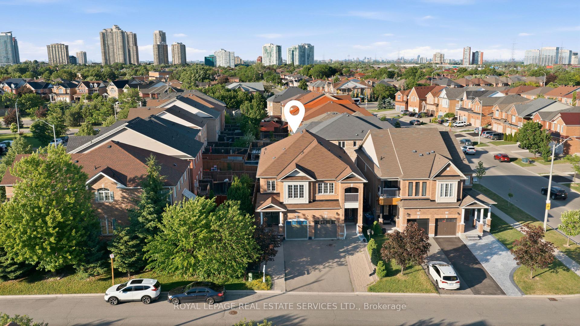 Photo 3 of 4309 Trail Blazer Way, Mississauga, Hurontario — HOMEH