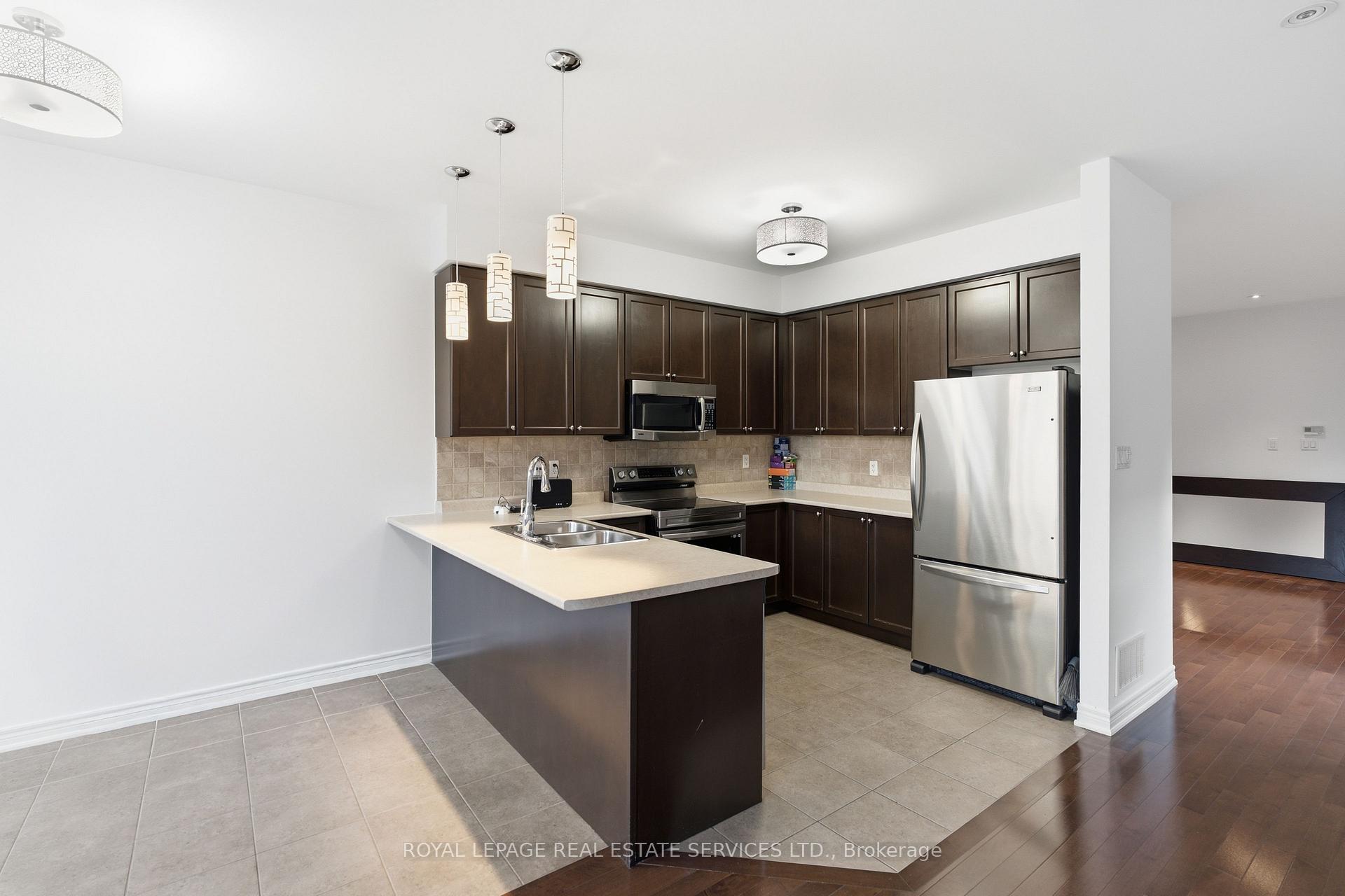 Photo 16 of 4309 Trail Blazer Way, Mississauga, Hurontario — HOMEH