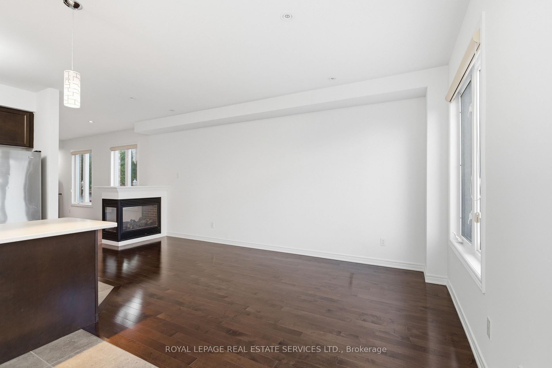 Photo 19 of 4309 Trail Blazer Way, Mississauga, Hurontario — HOMEH