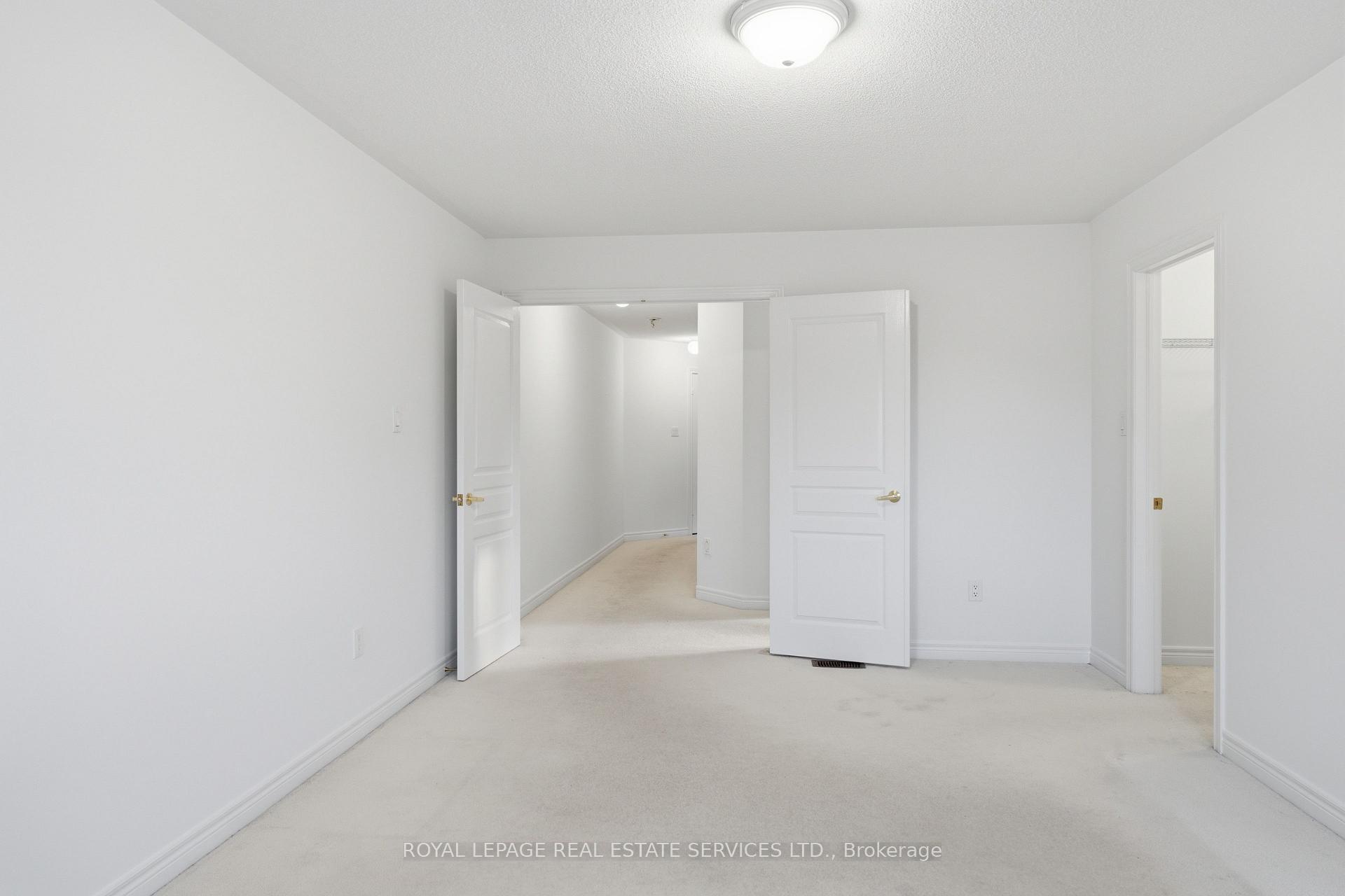 Photo 36 of 4309 Trail Blazer Way, Mississauga, Hurontario — HOMEH