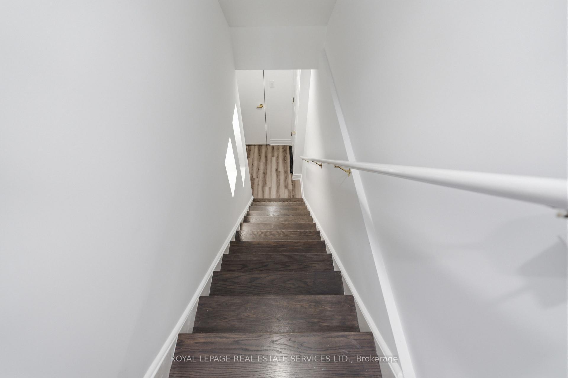Photo 37 of 4309 Trail Blazer Way, Mississauga, Hurontario — HOMEH