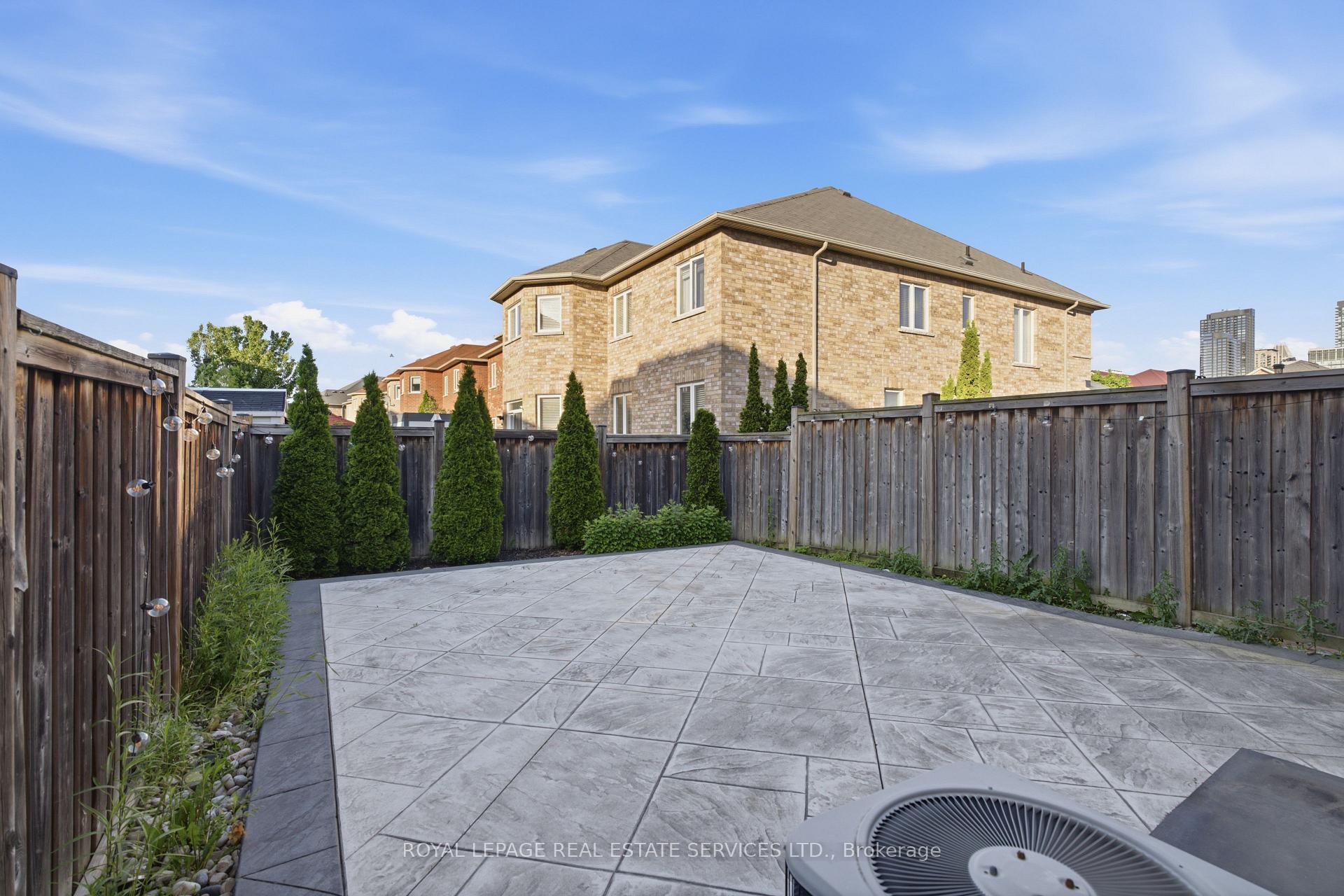 Photo 45 of 4309 Trail Blazer Way, Mississauga, Hurontario — HOMEH