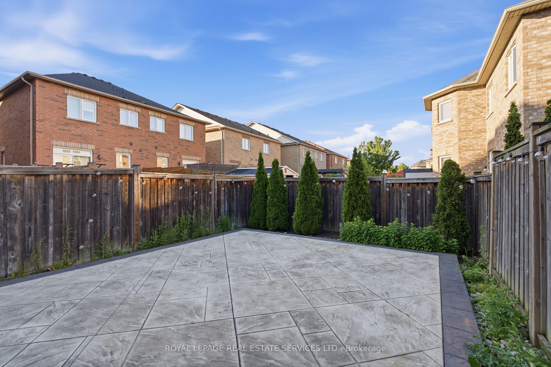 Photo 46 of 4309 Trail Blazer Way, Mississauga, Hurontario — HOMEH
