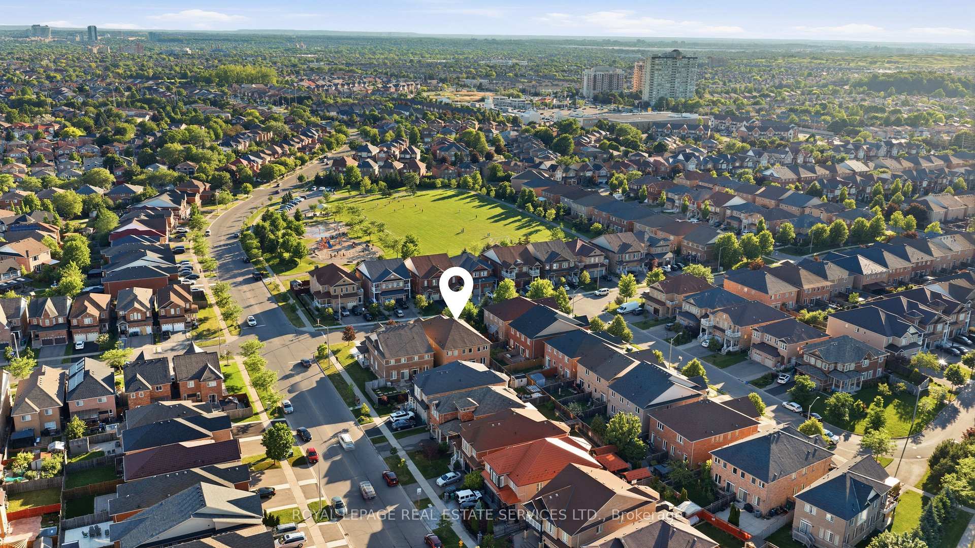 Photo 48 of 4309 Trail Blazer Way, Mississauga, Hurontario — HOMEH