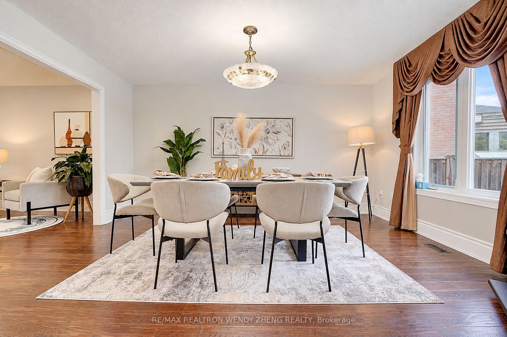Photo 9 of 22 West Side Drive, Markham, Markville — HOMEH