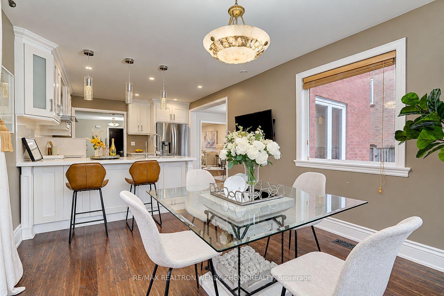 Photo 14 of 22 West Side Drive, Markham, Markville — HOMEH