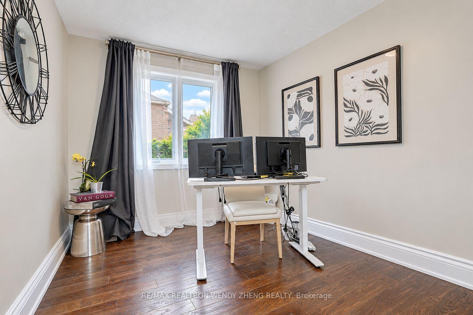 Photo 16 of 22 West Side Drive, Markham, Markville — HOMEH