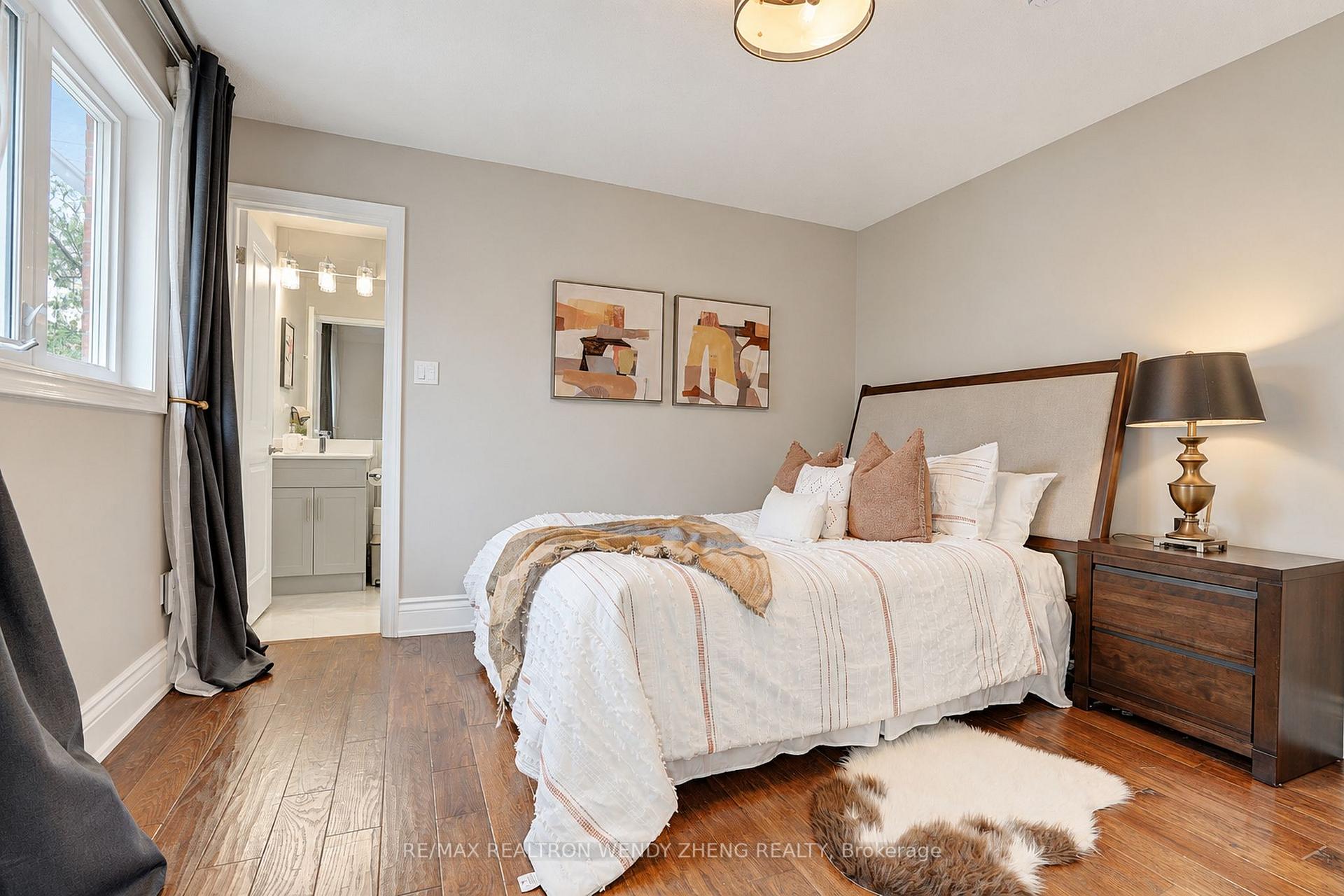 Photo 32 of 22 West Side Drive, Markham, Markville — HOMEH