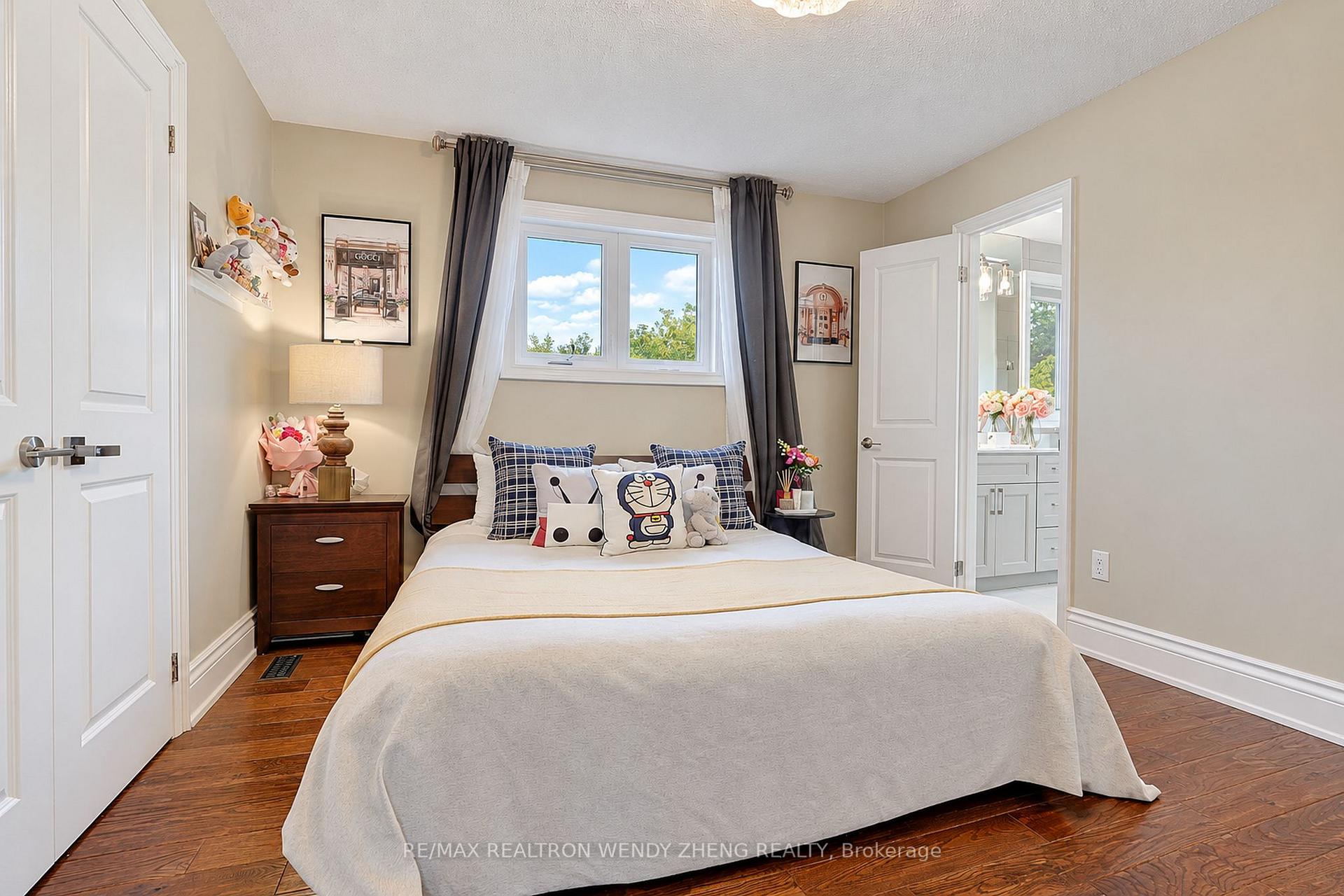 Photo 35 of 22 West Side Drive, Markham, Markville — HOMEH