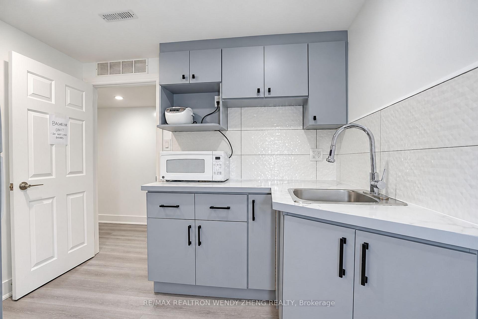 Photo 43 of 22 West Side Drive, Markham, Markville — HOMEH