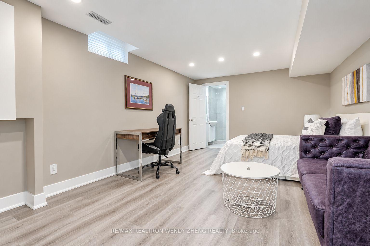 Photo 44 of 22 West Side Drive, Markham, Markville — HOMEH