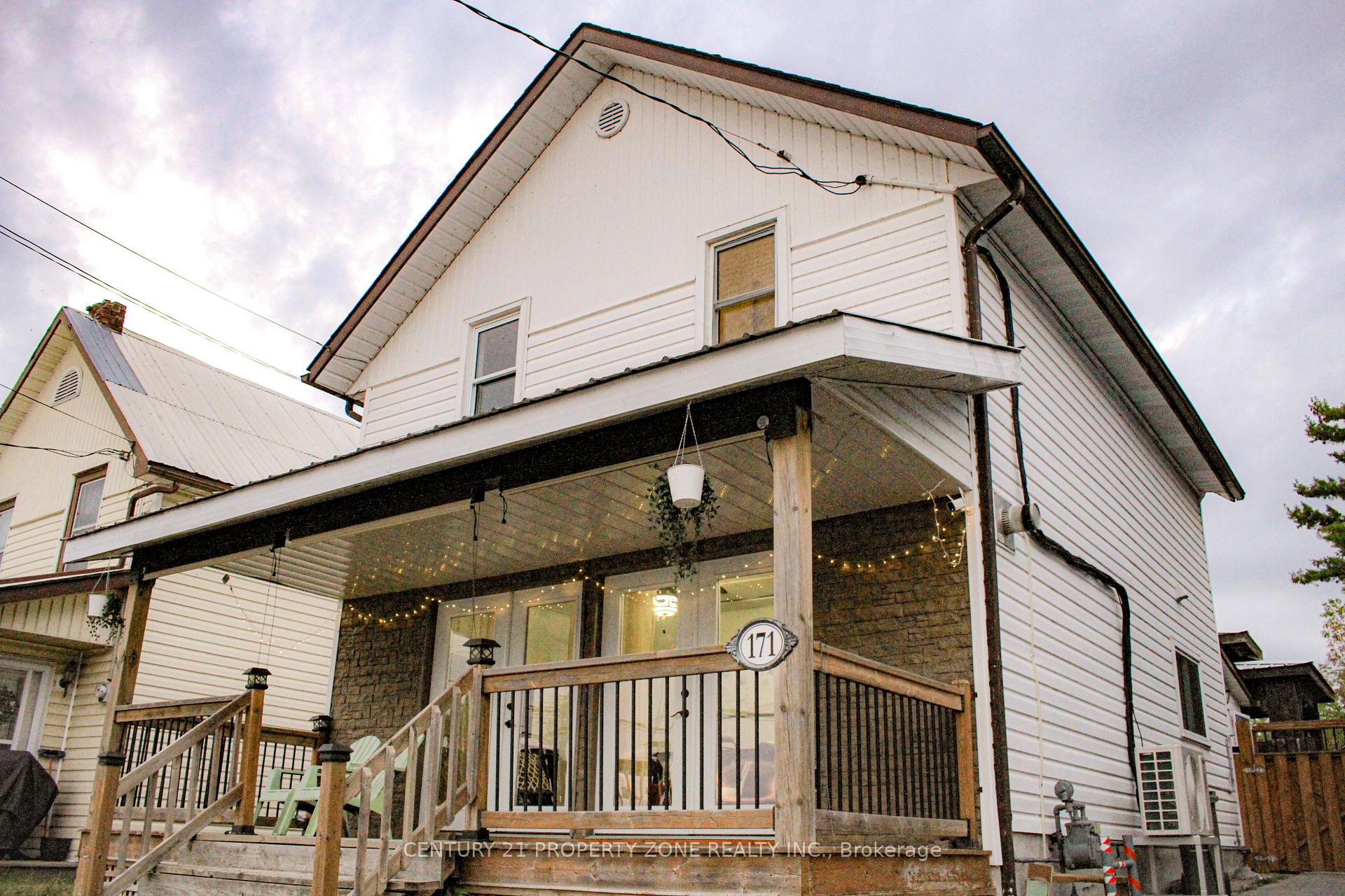 Photo 2 of 171 Main Street, Deseronto, Deseronto (Town) — HOMEH