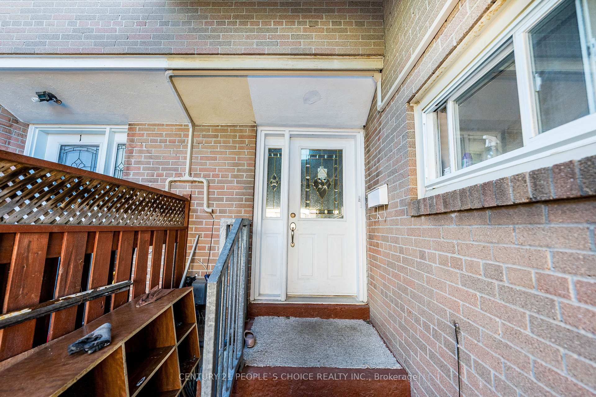 Photo 4 of Unit 2, 242 John Garland Boulevard, Etobicoke, West Humber-Clairville — HOMEH