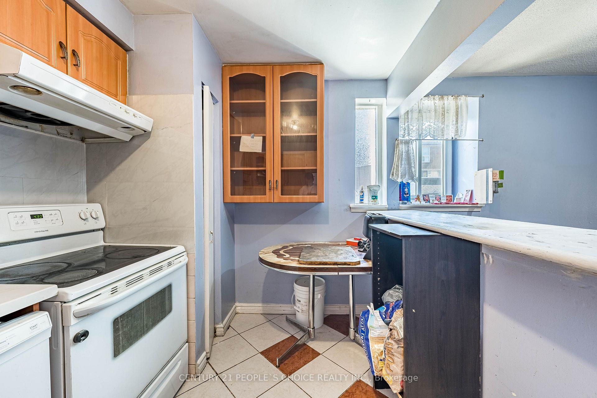 Photo 21 of Unit 2, 242 John Garland Boulevard, Etobicoke, West Humber-Clairville — HOMEH