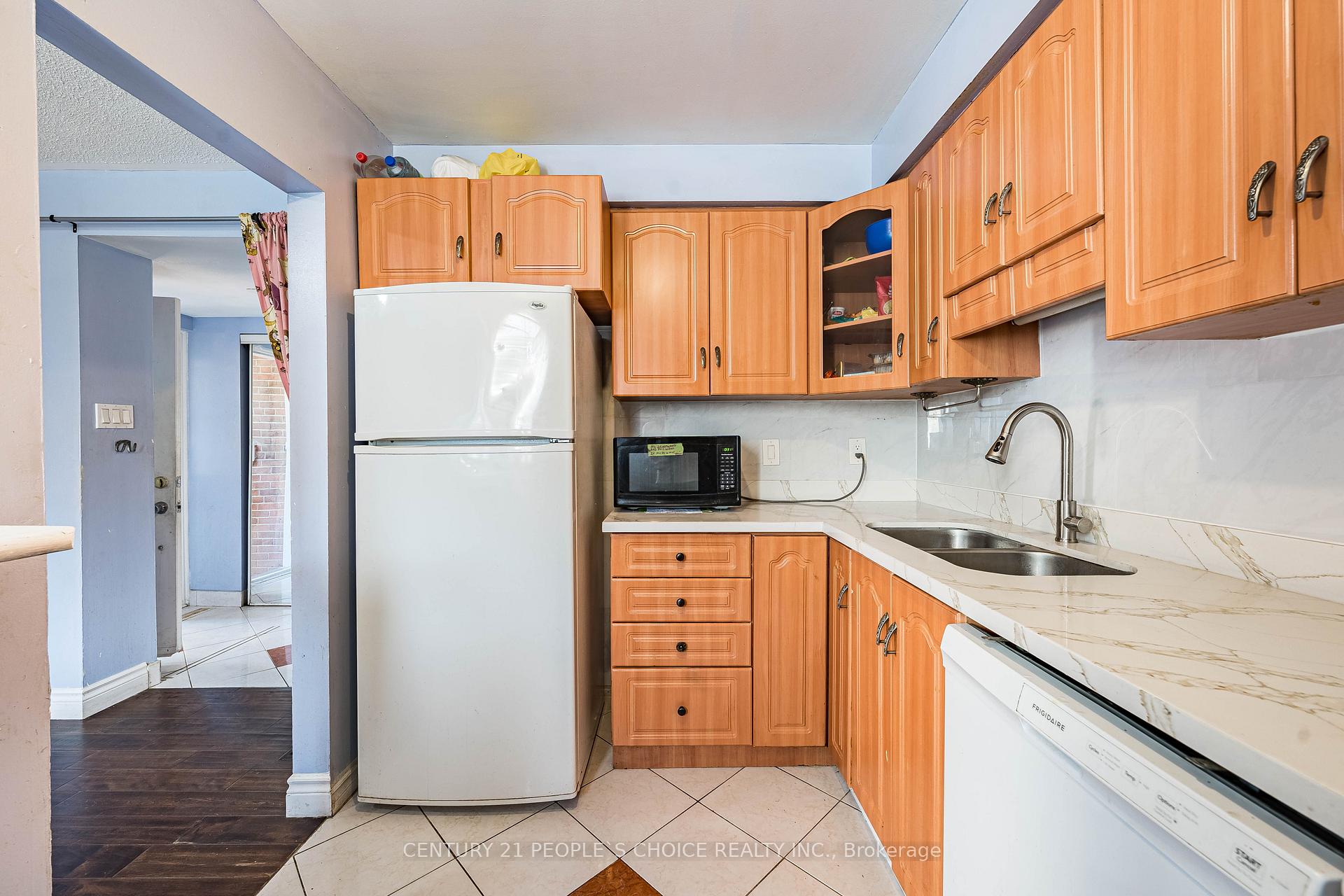 Photo 22 of Unit 2, 242 John Garland Boulevard, Etobicoke, West Humber-Clairville — HOMEH