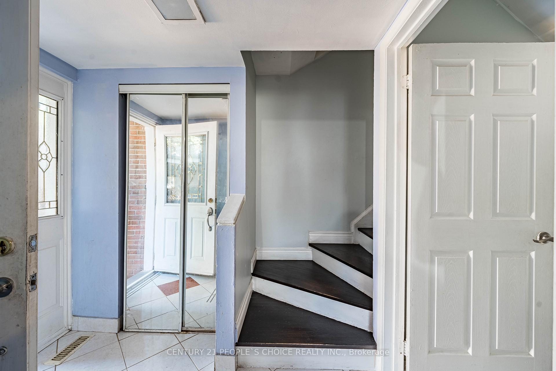 Photo 27 of Unit 2, 242 John Garland Boulevard, Etobicoke, West Humber-Clairville — HOMEH