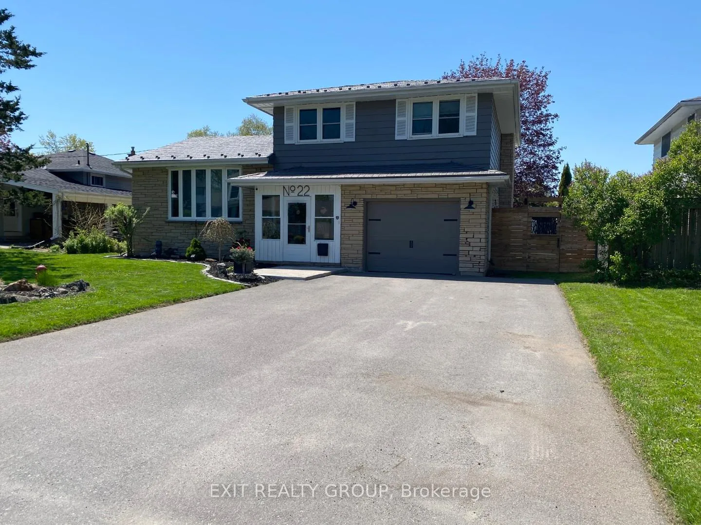 Photo 7 of 22 Joyce Crescent, Belleville, Belleville Ward — HOMEH