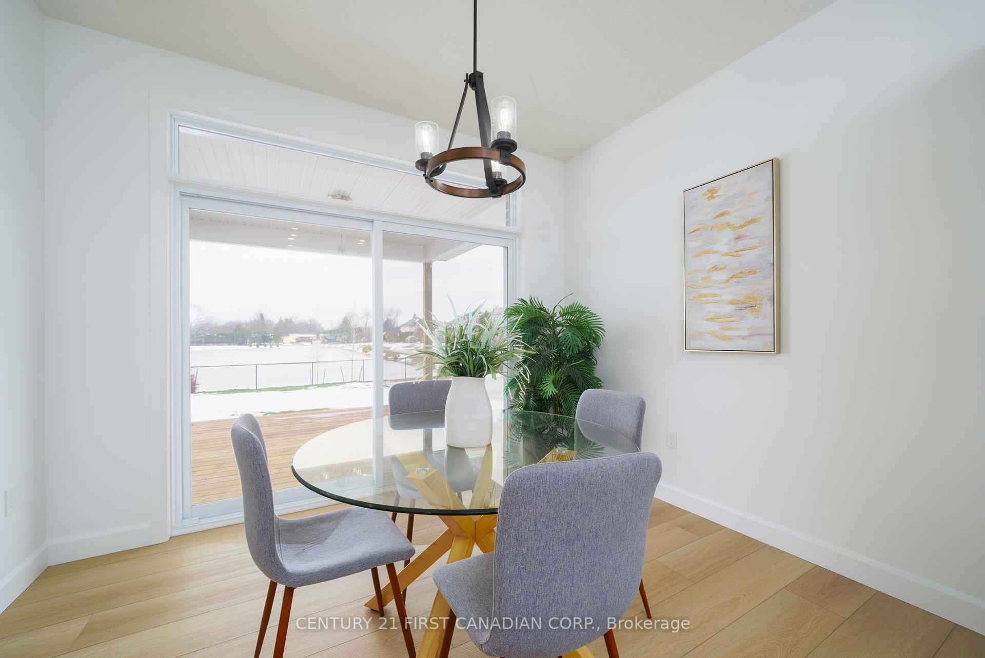 Photo 11 of 115 Atkinson Street, North Middlesex, Ailsa Craig — HOMEH
