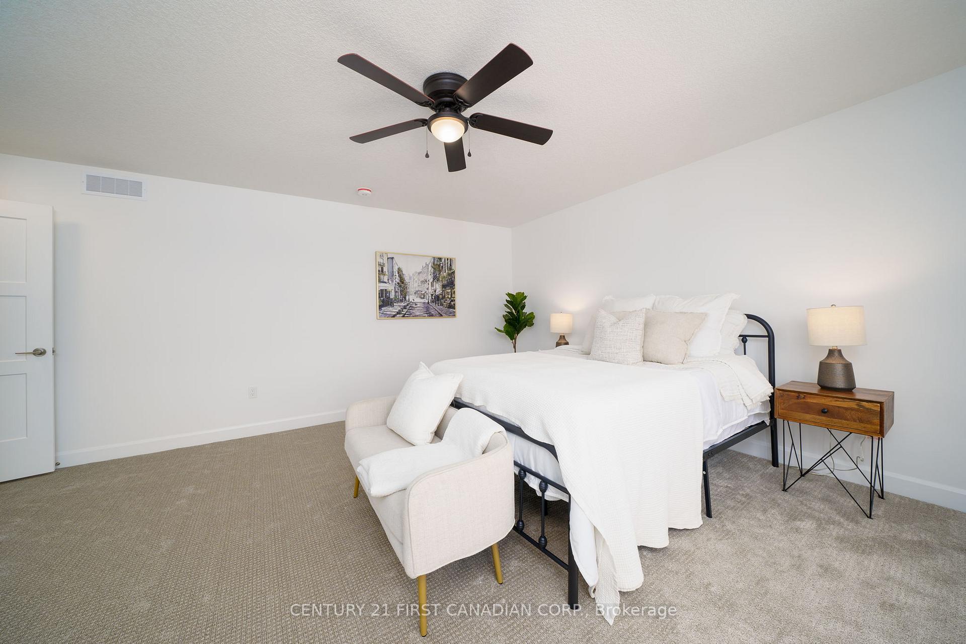 Photo 15 of 115 Atkinson Street, North Middlesex, Ailsa Craig — HOMEH