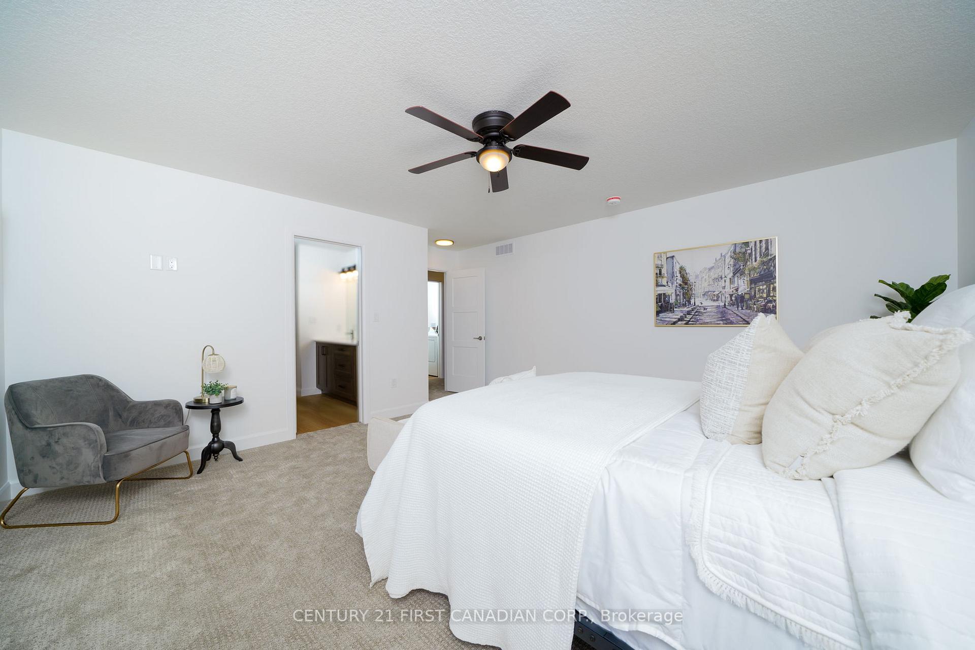 Photo 16 of 115 Atkinson Street, North Middlesex, Ailsa Craig — HOMEH