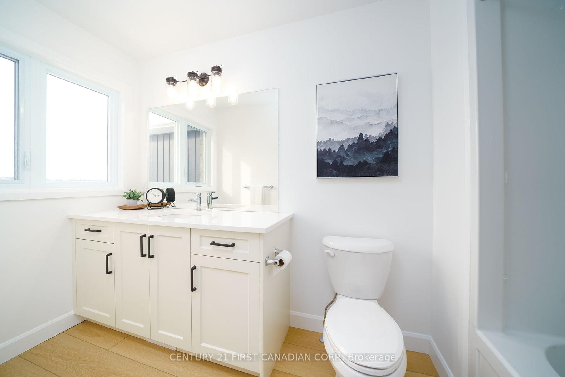 Photo 22 of 115 Atkinson Street, North Middlesex, Ailsa Craig — HOMEH