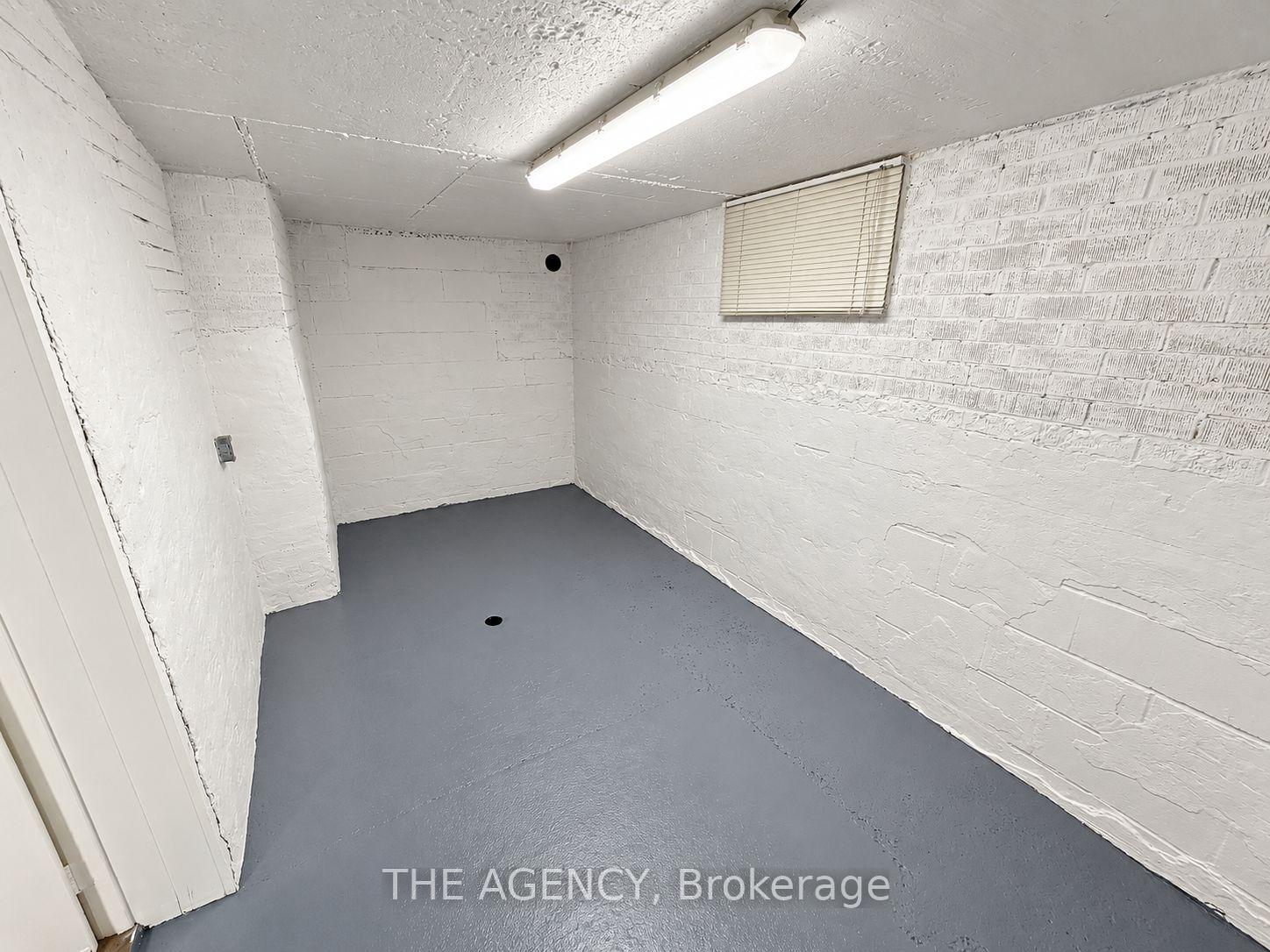 Photo 10 of Unit Basement, 6 Azrock Road, North York, Rustic — HOMEH