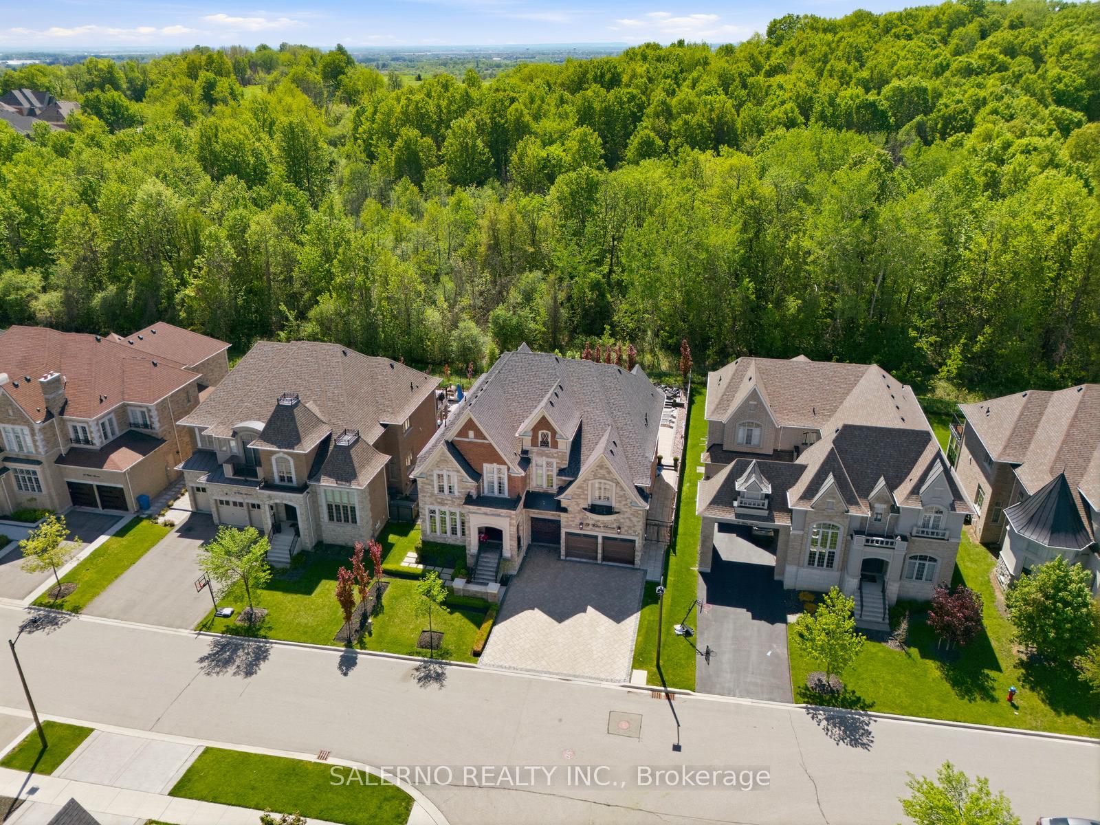 Photo 2 of 72 Wilkie Avenue, King, Nobleton — HOMEH