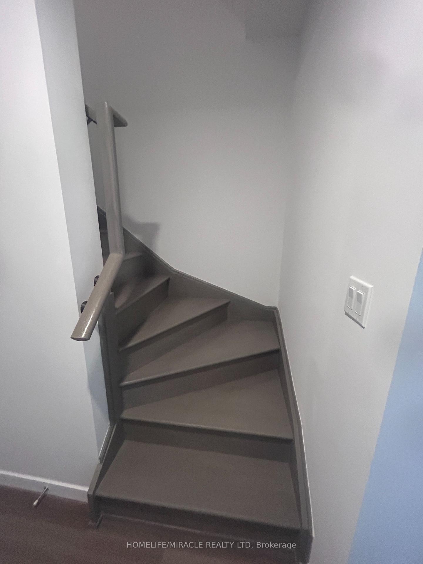 Photo 6 of Unit 20, 3175 Denison Street, Markham, Middlefield — HOMEH