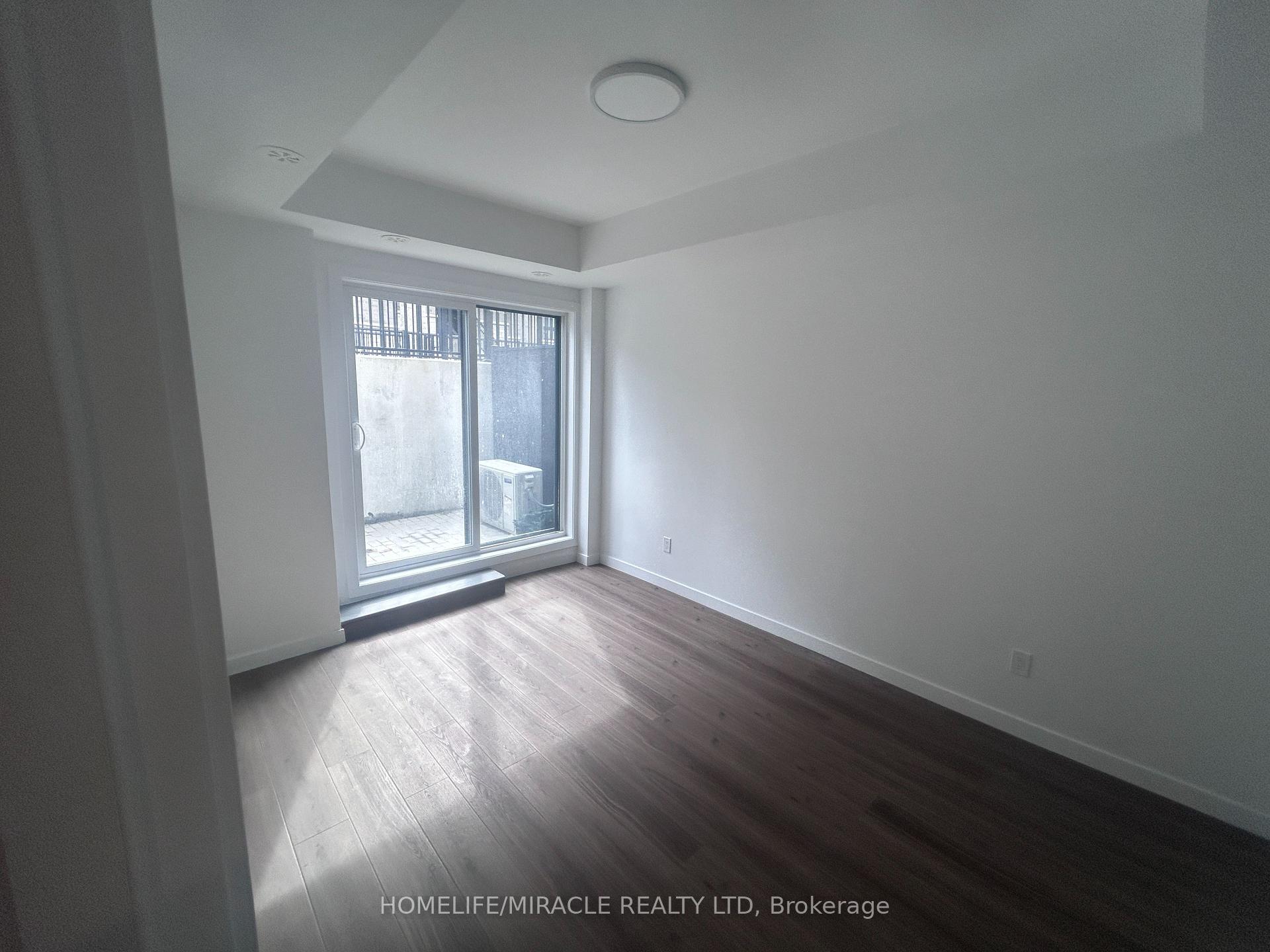 Photo 8 of Unit 20, 3175 Denison Street, Markham, Middlefield — HOMEH