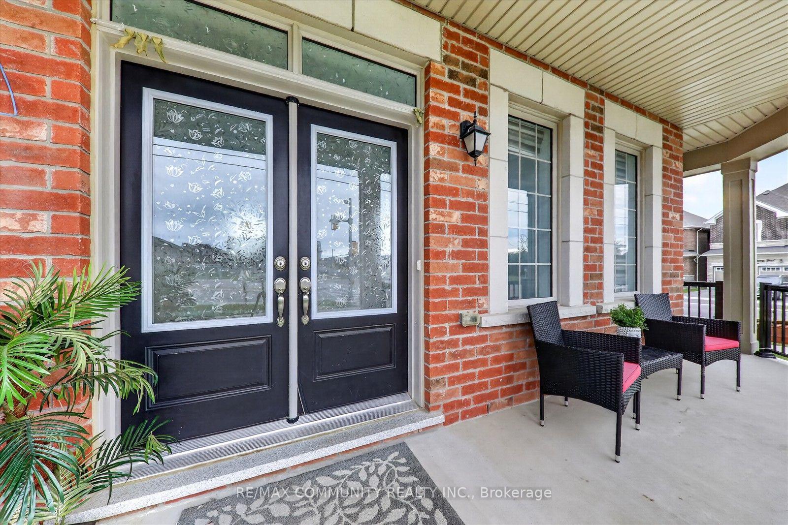 Photo 9 of 3001 Hollyberry Trail, Pickering, Rural Pickering — HOMEH