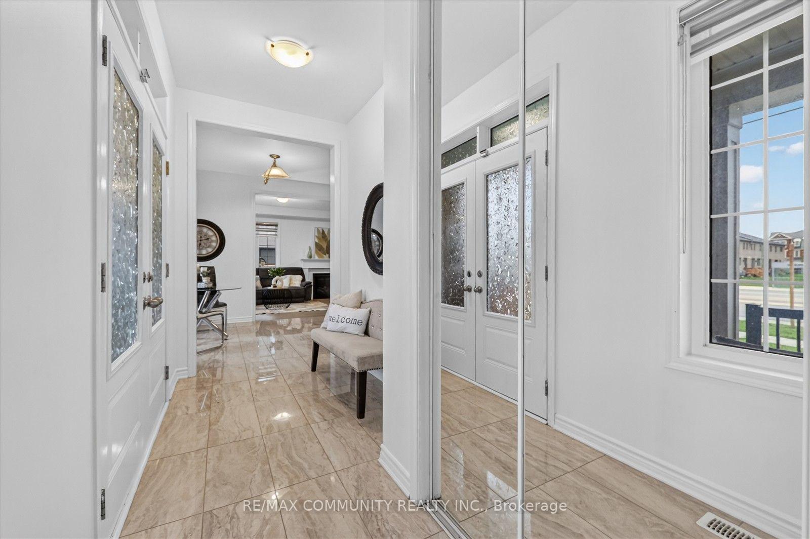 Photo 11 of 3001 Hollyberry Trail, Pickering, Rural Pickering — HOMEH