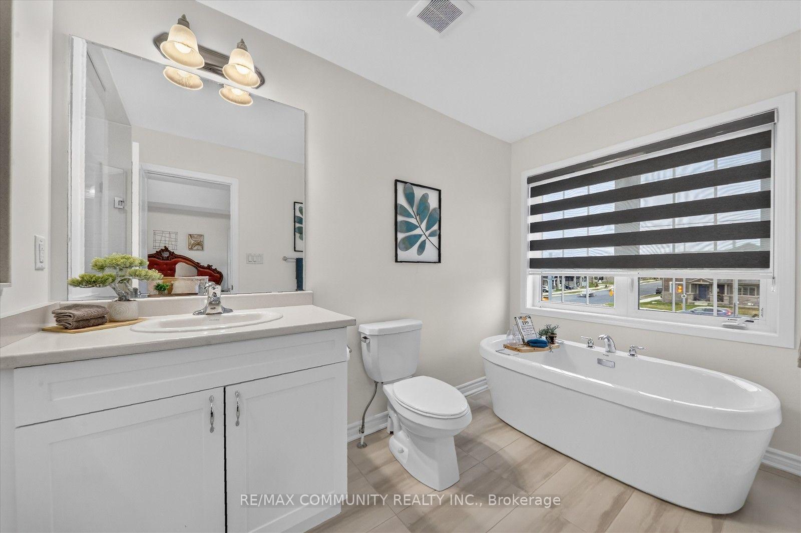 Photo 28 of 3001 Hollyberry Trail, Pickering, Rural Pickering — HOMEH