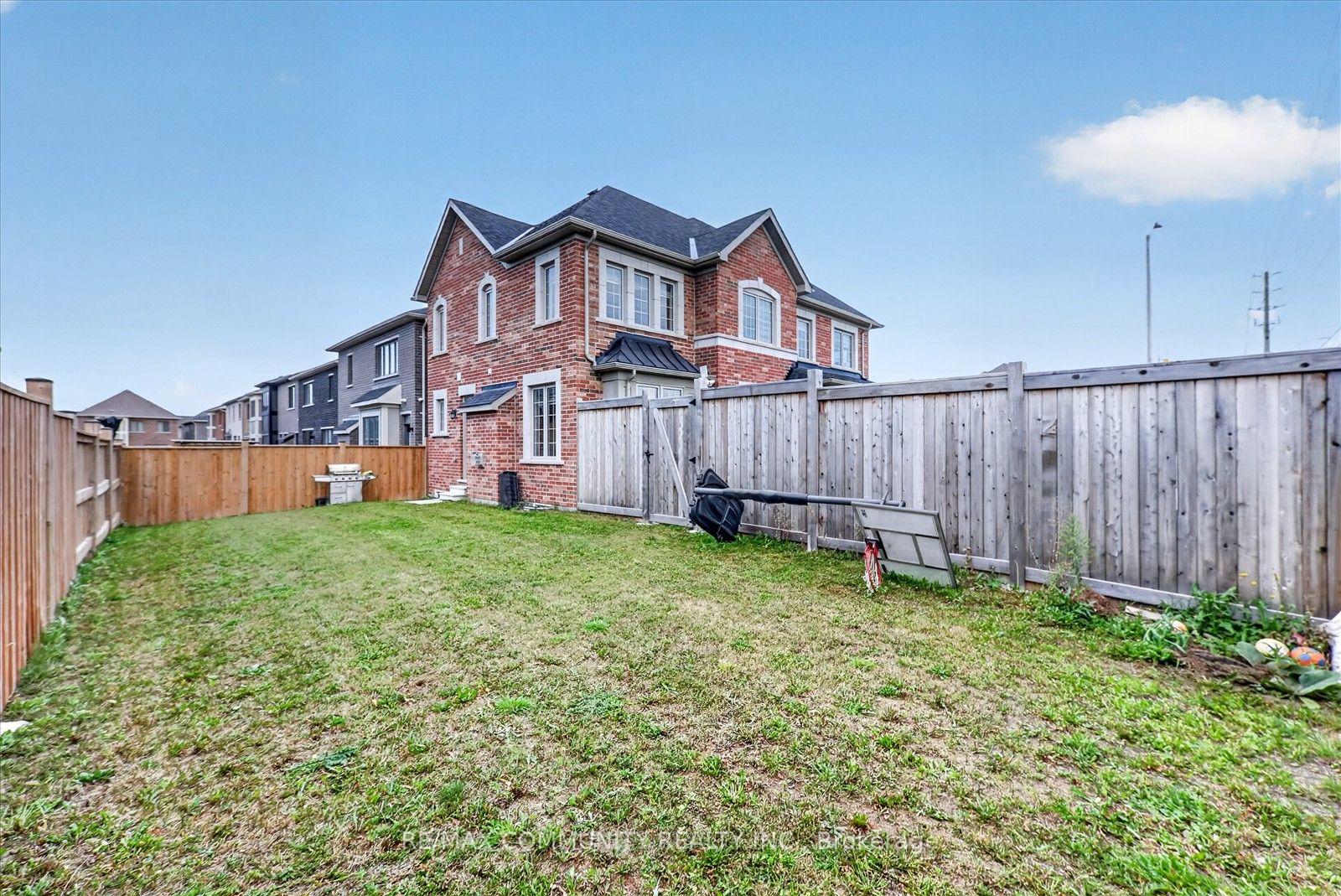 Photo 39 of 3001 Hollyberry Trail, Pickering, Rural Pickering — HOMEH
